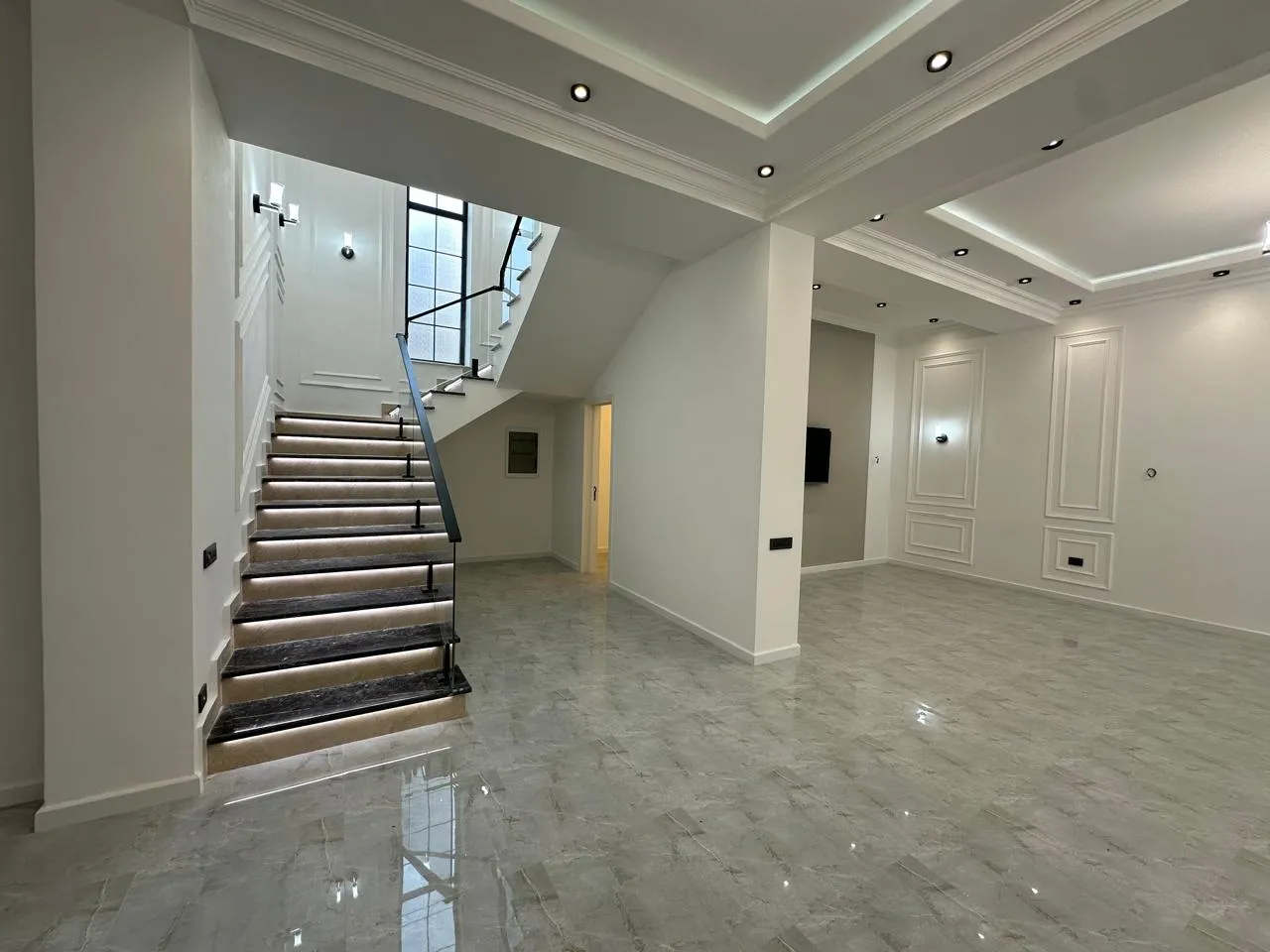 Buzovna, 5 otaqlı Villa satılır - 422 m², 2 mərtəbə, 6.5 sot — Ev, villa, Bakı (3)
