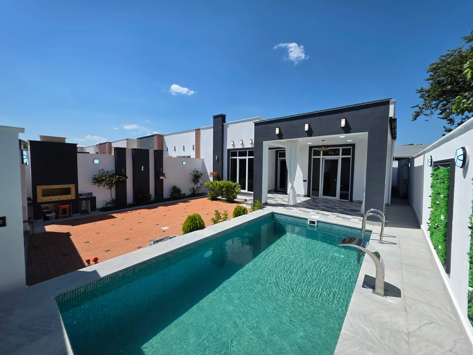 Şüvəlan, 4 otaqlı Villa satılır - 160 m², 1 mərtəbə, 2.6 sot — Ev, villa, Bakı (3)