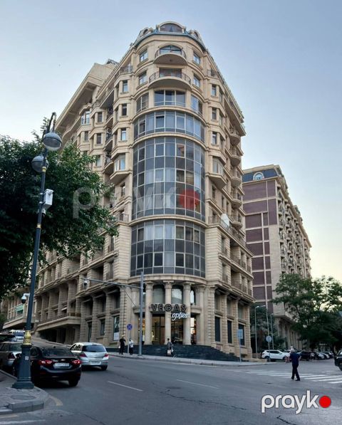 Satılır 3 otaqlı yeni tikili 120 m² — Bakı