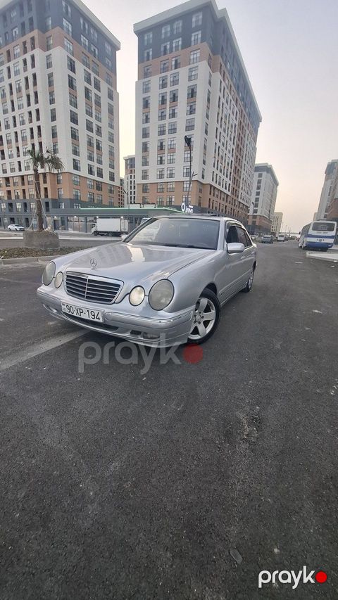 Mercedes E 220, 2.2 L, 2000 il, 320 000 km — Bakı