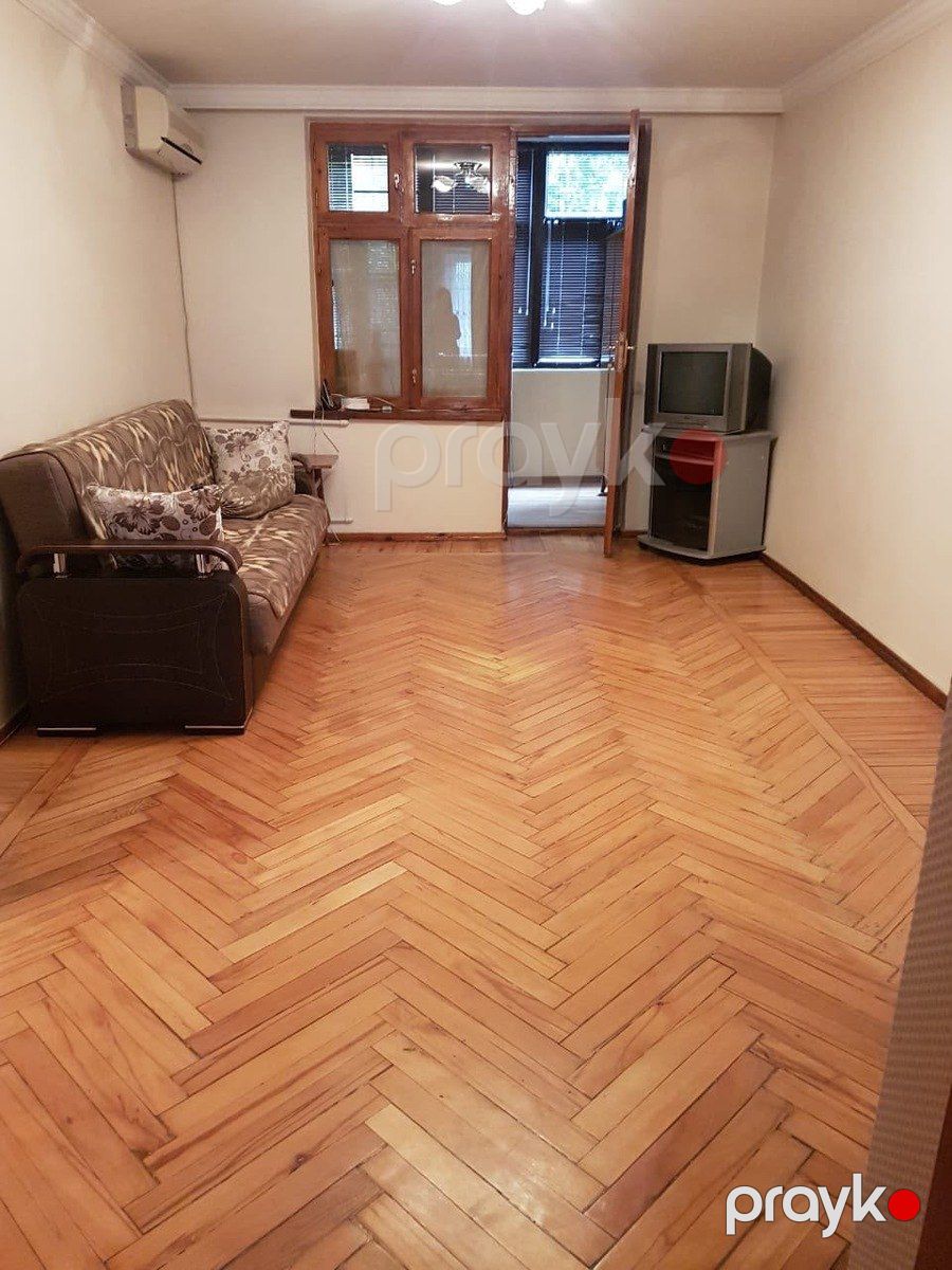 Satılır 2 otaqlı köhnə tikili 52 m² — Mənzil, Bakı (2)