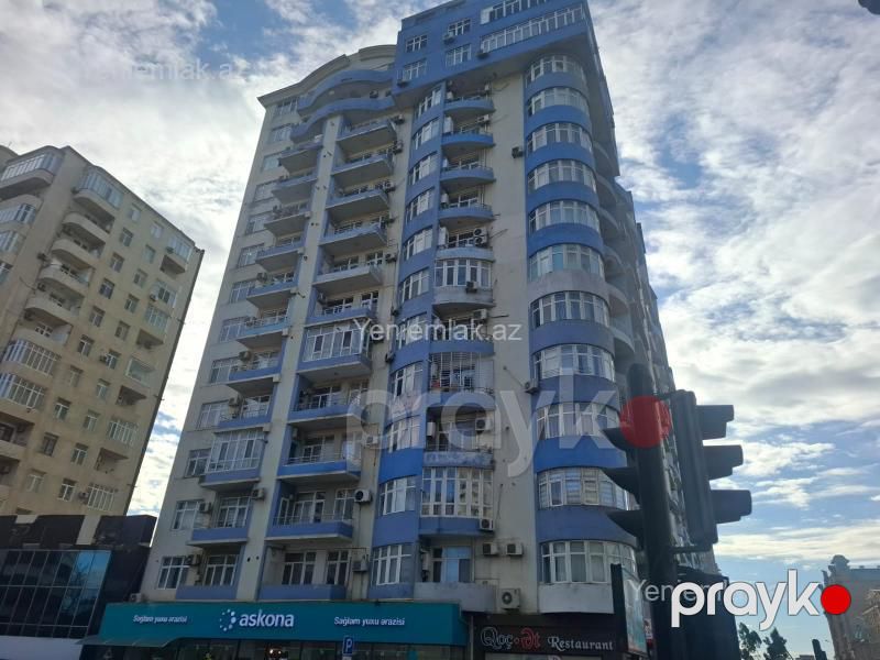 Satılır 4 otaqlı Bina evi menzil (Yeni tikili), 220 m², Nəsimi rayonu — Mənzil, Bakı (11)