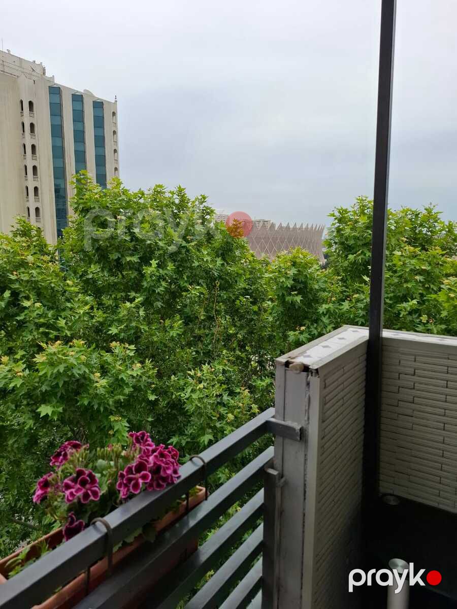 Satılır 2 otaqlı köhnə tikili 60 m² — Mənzil, Bakı (6)