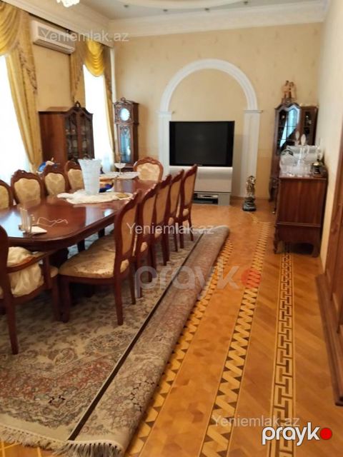 Satılır 7 otaqlı Bina evi menzil (Köhnə tikili), 320 m², Nəsimi rayonu — Bakı