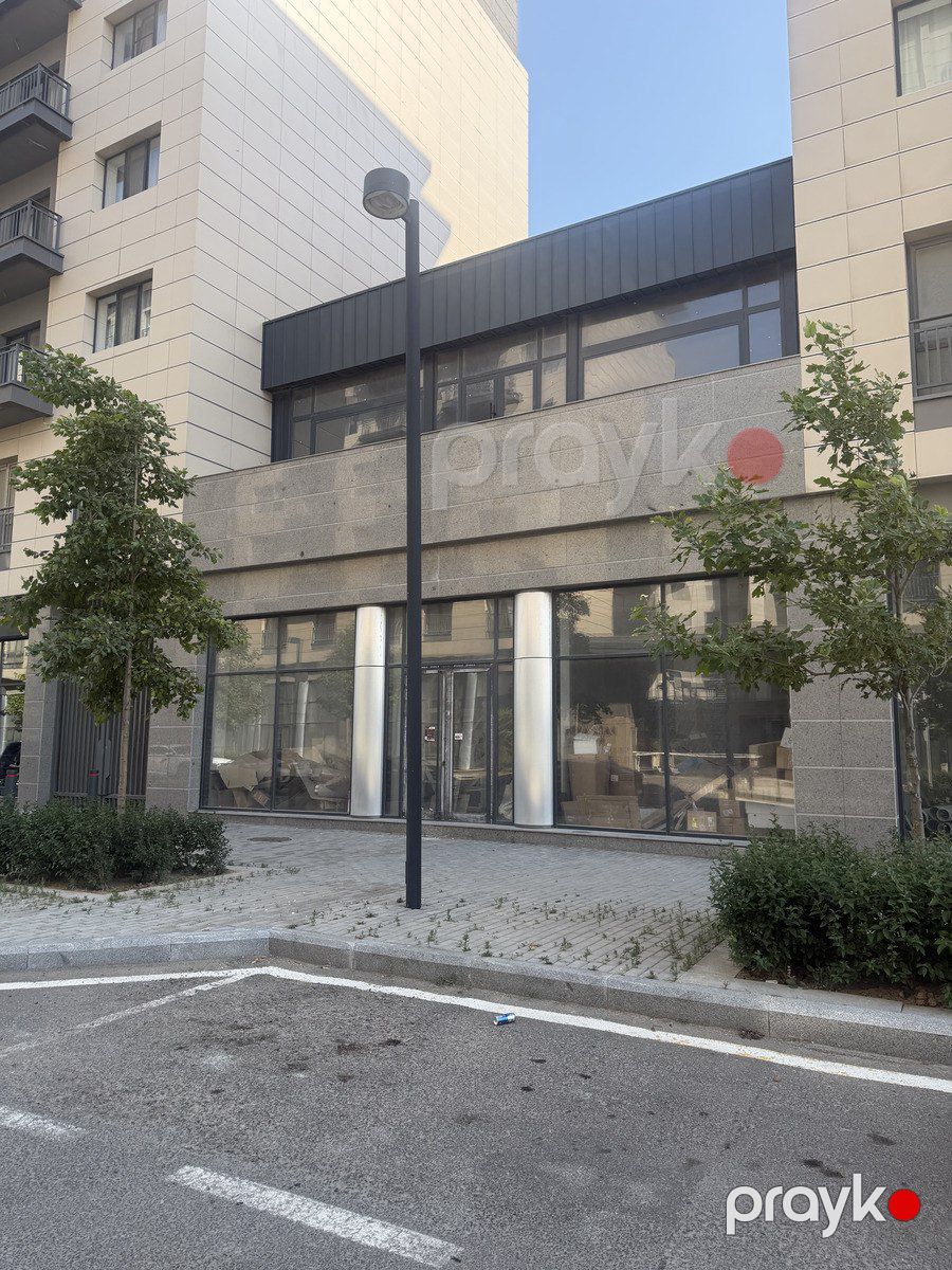 Satılır obyekt 326 m² — Əmlak, Bakı (2)