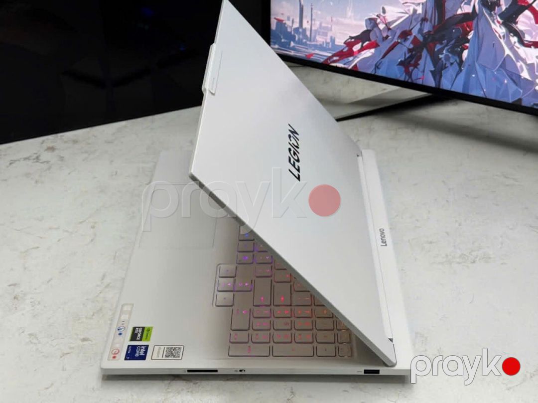 Lenovo Legion 7 White (2025) RTX 5060 RFB — Noutbuklar, Bakı (4)