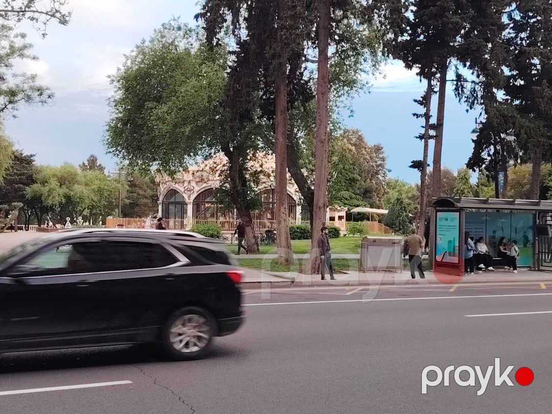 Satılır 4 otaqlı köhnə tikili 180 m² — Mənzil, Bakı (3)
