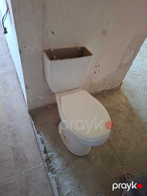 Unitaz — Bakı