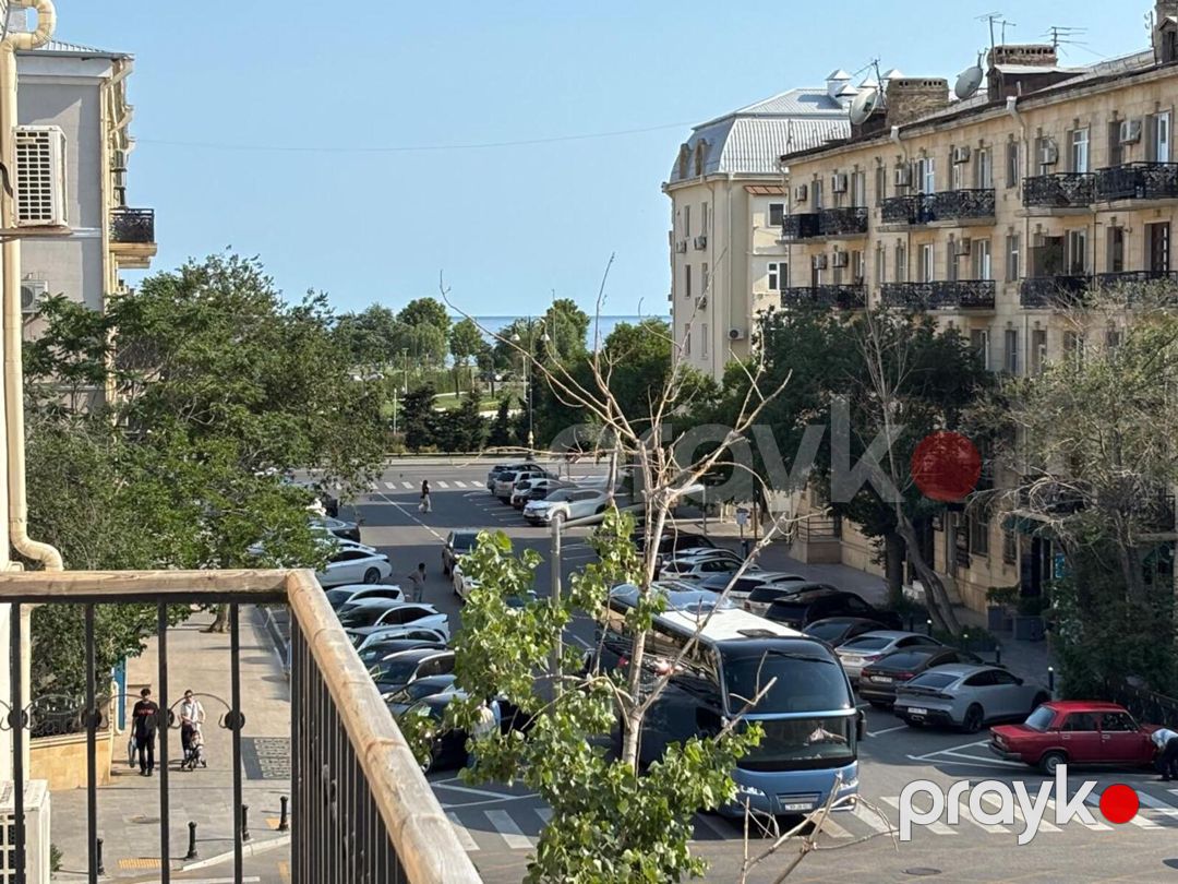 Satılır 2 otaqlı köhnə tikili 70 m² — Mənzil, Bakı (2)