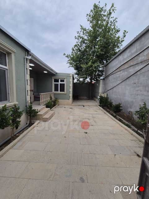 Satılır 3 otaqlı həyət evi/bağ evi 120 m² — Bakı