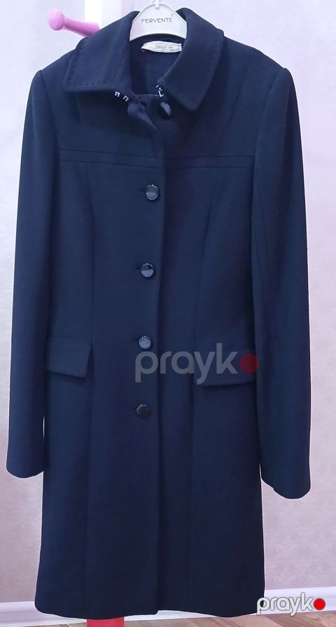 Palto yenidir endirimlə 40 Azn — Bakı
