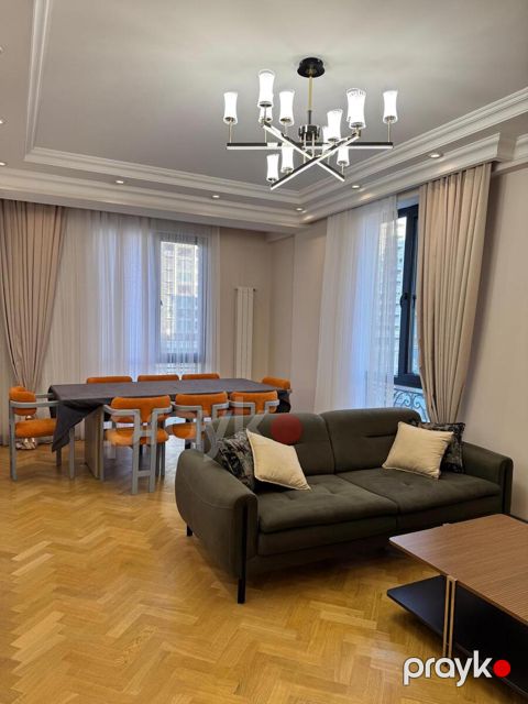 Satılır 4 otaqlı yeni tikili 150 m² — Bakı