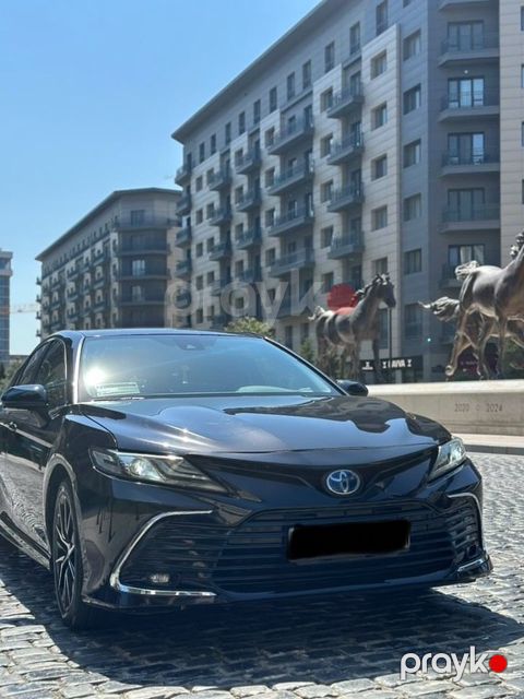 Toyota Camry, 2.5 L, 1.6 kWh, 2023 il, 30 000 km — Bakı