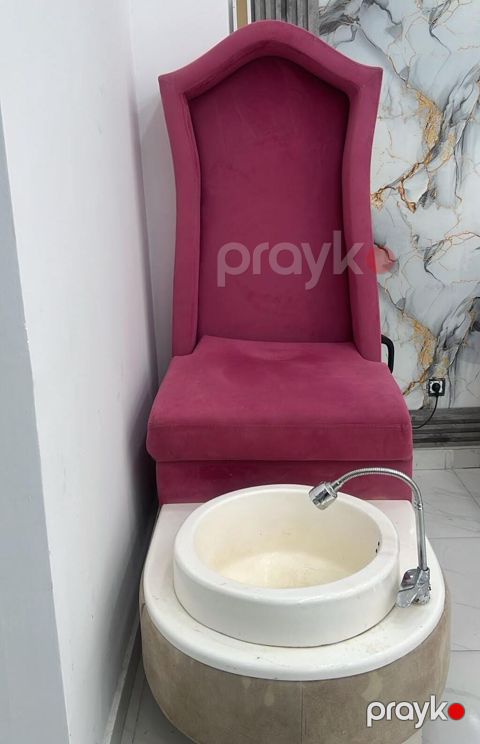 150 man(Yasamal, İnşaatçılar). Pedikür dəsti. Problemi yoxdur. Vpp