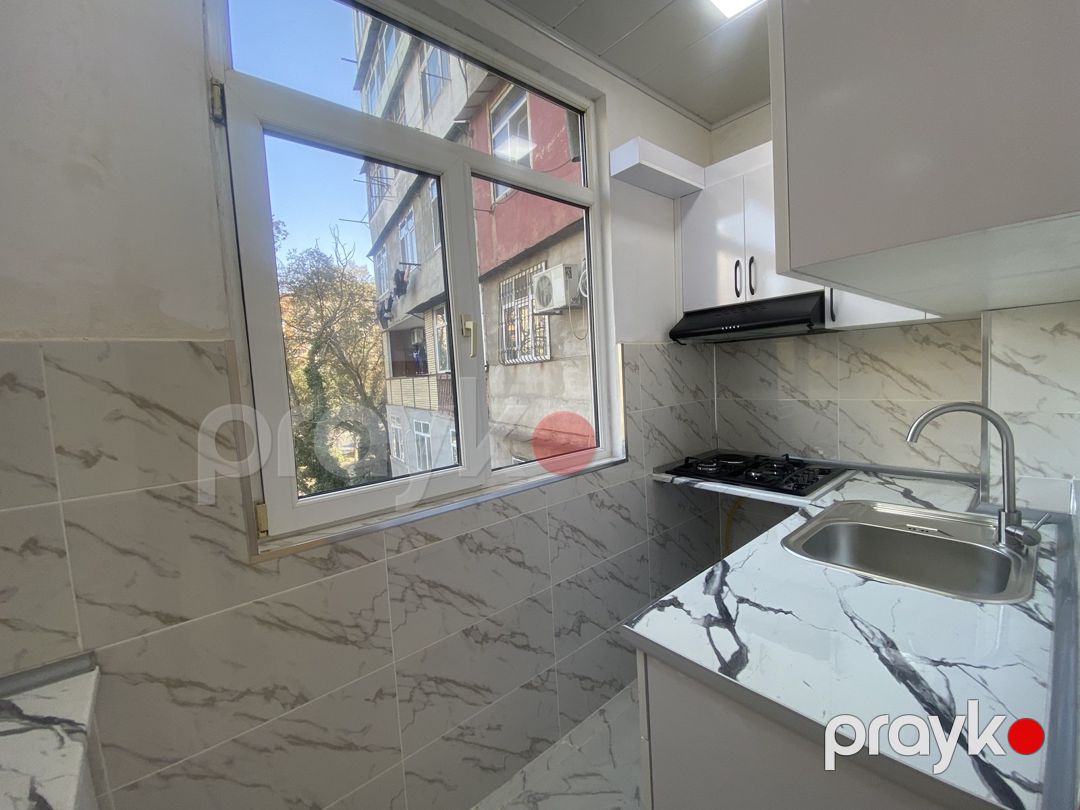 Satılır 2 otaqlı köhnə tikili 44 m² — Mənzil, Bakı (12)