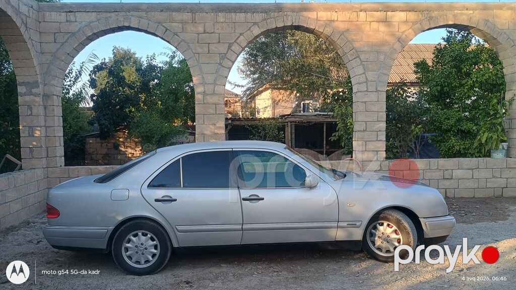 Mercedes-Benz E 200: 2 l 1997 il Sedan — Avtomobillər, Sabirabad (5)