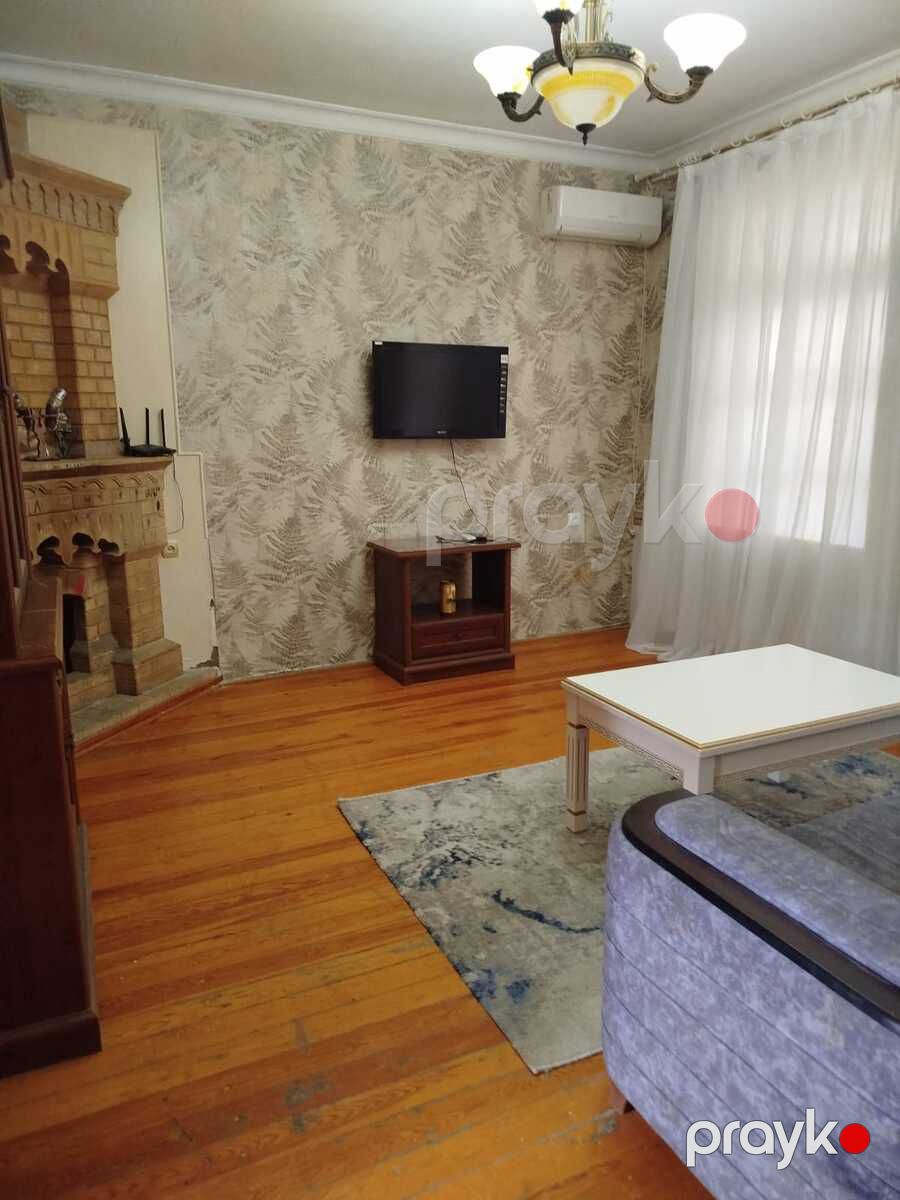 İcarəyə verilir 2 otaqlı köhnə tikili 62 m² — Mənzil, Bakı (2)