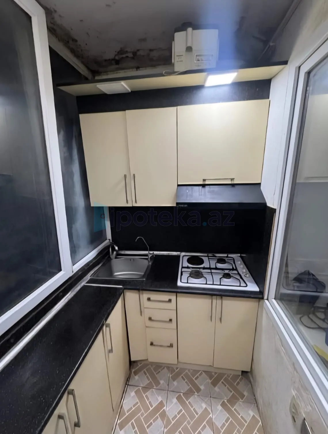Satılır: 2 Otaq, Köhnə tikili, Yasamal r., 30.00 m² — Mənzil, Bakı (5)