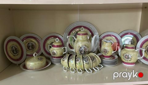 Çay servizi Madonna — Bakı