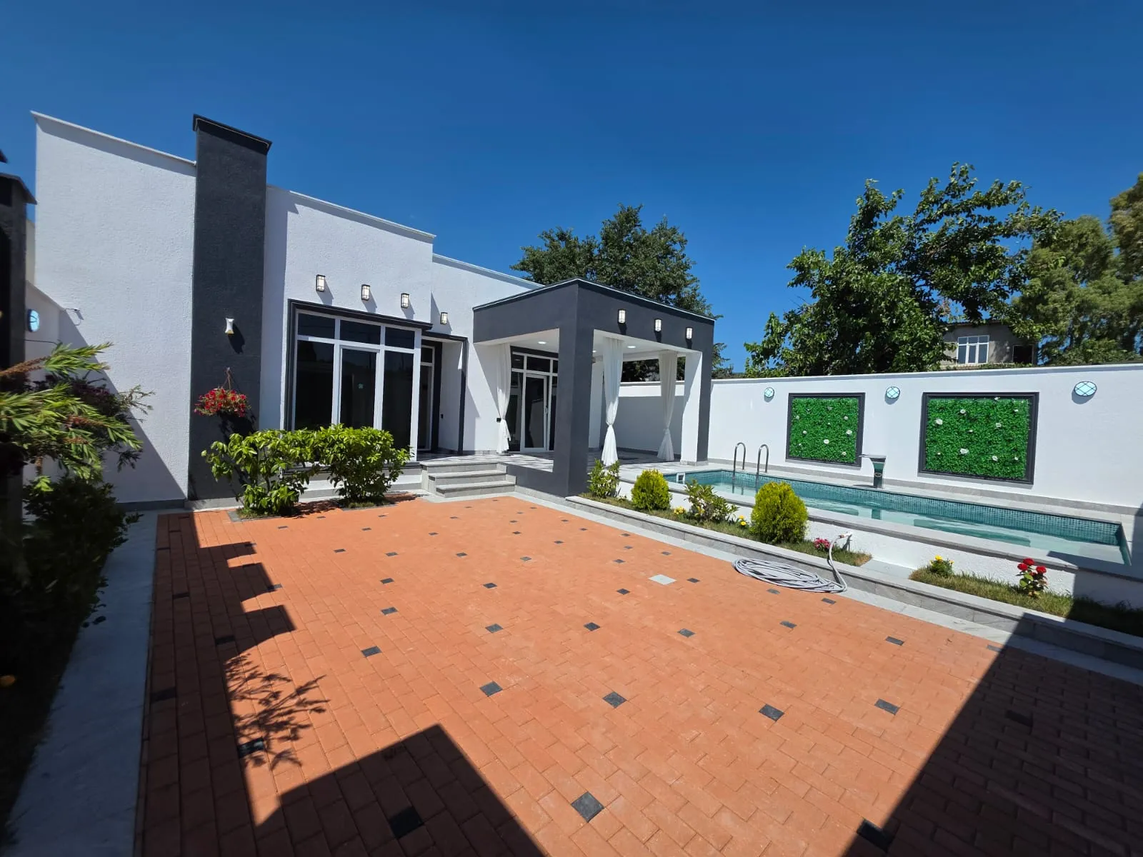 Şüvəlan, 4 otaqlı Villa satılır - 160 m², 1 mərtəbə, 2.6 sot — Ev, villa, Bakı (2)