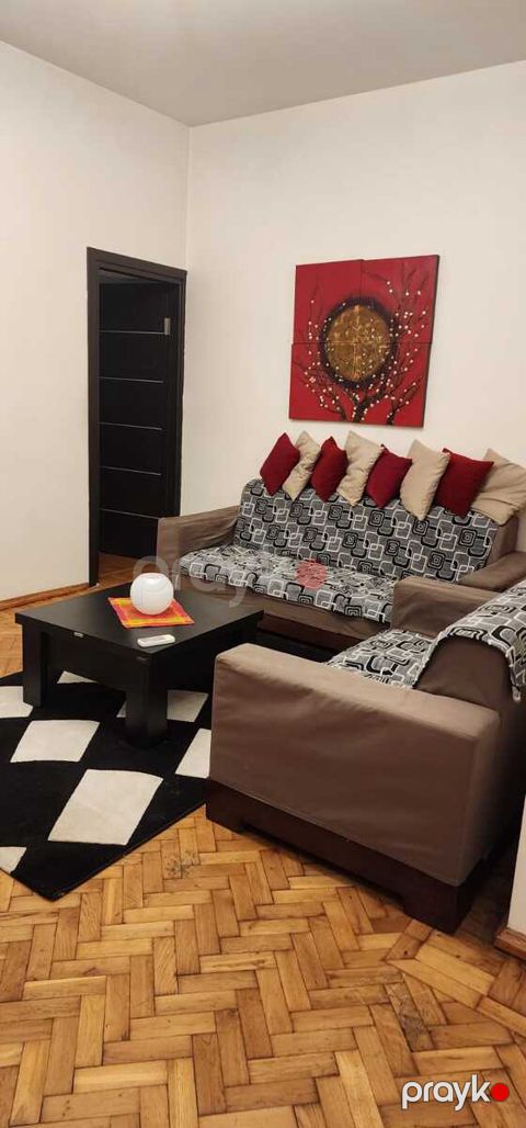 Satılır 4 otaqlı köhnə tikili 90 m² — Bakı