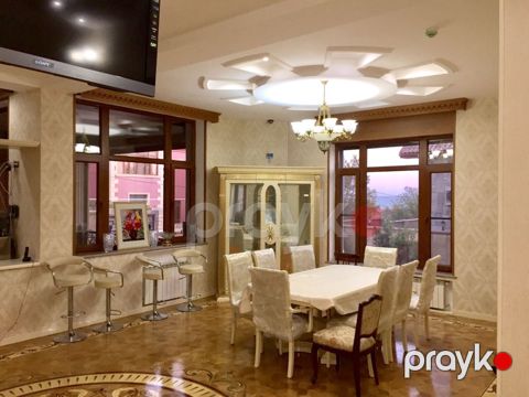 Satılır 5 otaqlı həyət evi/bağ evi 1000 m² — Bakı
