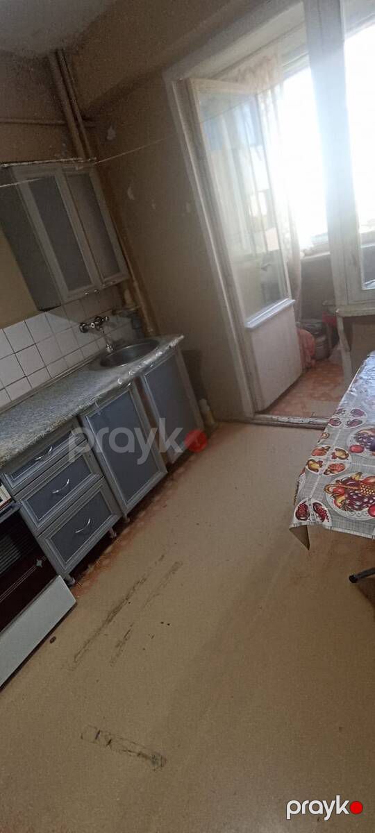 Satılır 3 otaqlı köhnə tikili 100 m² — Mənzil, Bakı (8)