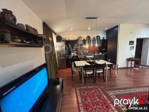 Yasamal rayonunda 4 otaqlı Köhnə tikili Satılır, 110 m² — Bakı