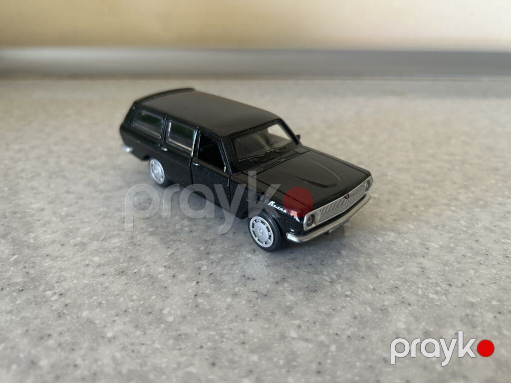 Metall miniatür maşın modeli – klassik universal kuzovlu — Modellar, Bakı (2)