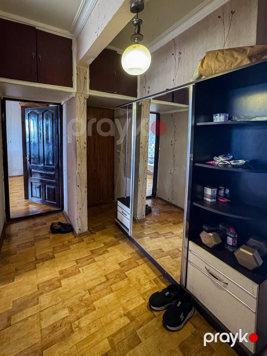 Satılır 4 otaqlı köhnə tikili 100 m² — Mənzil, Bakı (2)
