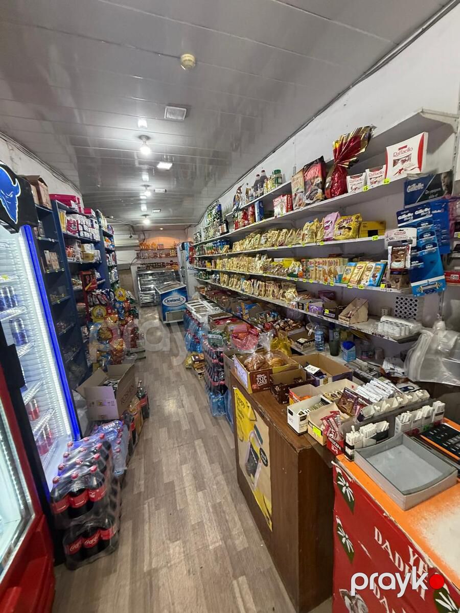 Satılır obyekt 303 m² — Əmlak, Bakı (4)