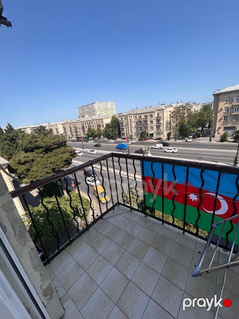 3-otaqlı mənzil, Faiq Yusifov küç., 80 m² — Bakı