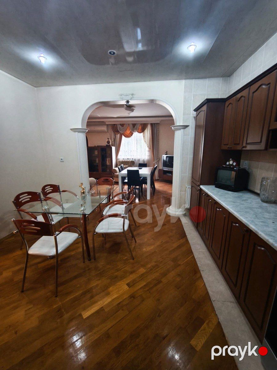 Satılır 7 otaqlı həyət evi/bağ evi 350 m² — Ev, villa, Bakı (10)