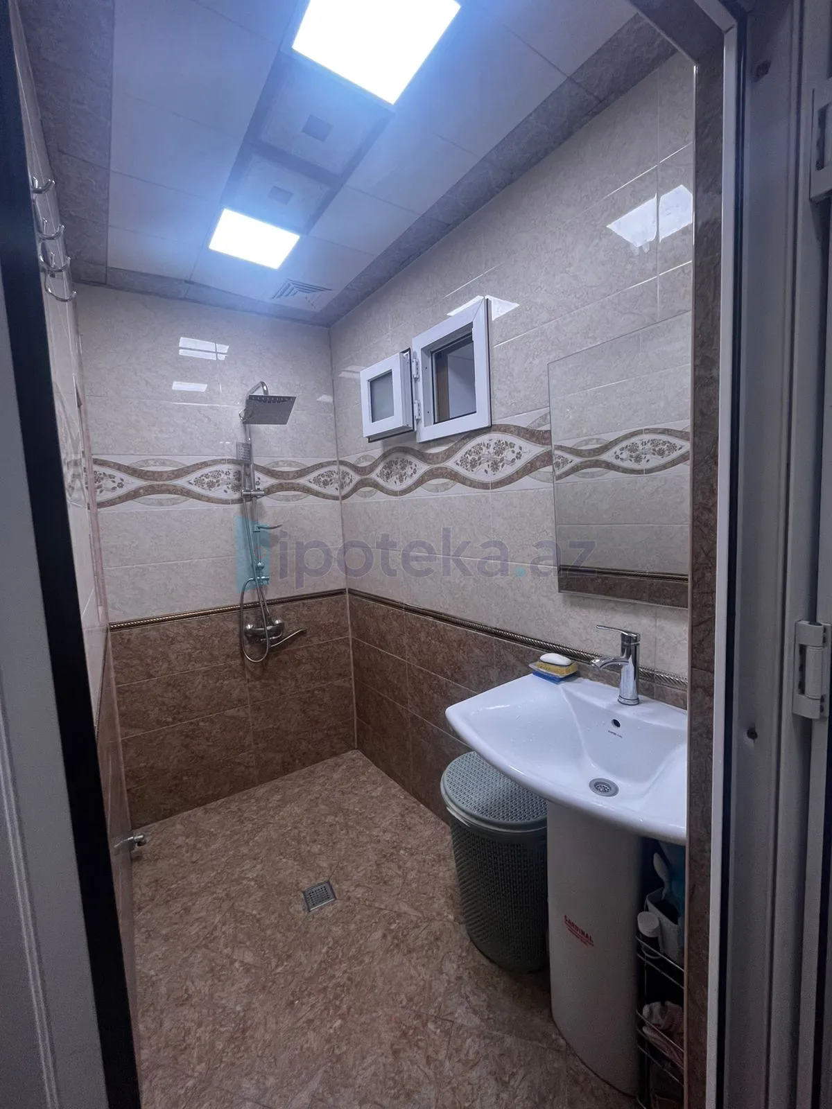 Satılır: 4 Otaq, Köhnə tikili, Yasamal r., 120.00 m² — Mənzil, Bakı (11)