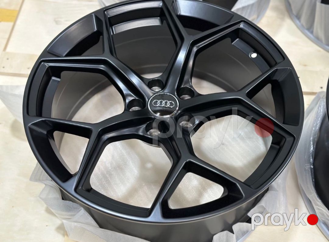 Audi Q8 diskləri R22 — Ehtiyat hissələri və aksesuarlar, Bakı (3)