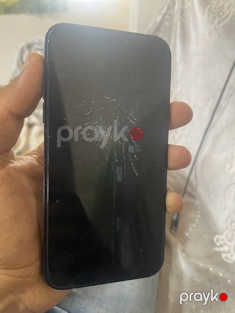 IPhone Xr, Göy, Qırıq — Yevlax