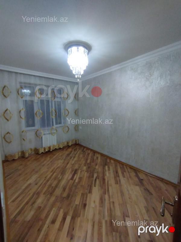 Satılır 4 otaqlı Bina evi menzil (Köhnə tikili), 85 m², 17-ci mikrorayon — Mənzil, Sumqayıt (3)