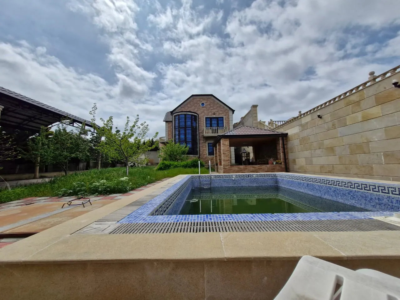 Novxanı, 4 otaqlı Həyət evi satılır - 200 m², 2 mərtəbə, 6 sot — Ev, villa, Bakı (2)