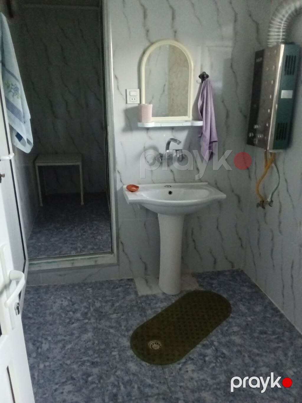 Qazax rayonunda Qarabağ küçəsində yerləşir Oğlan tələbələrə verilir — Mənzil, Qazax (8)