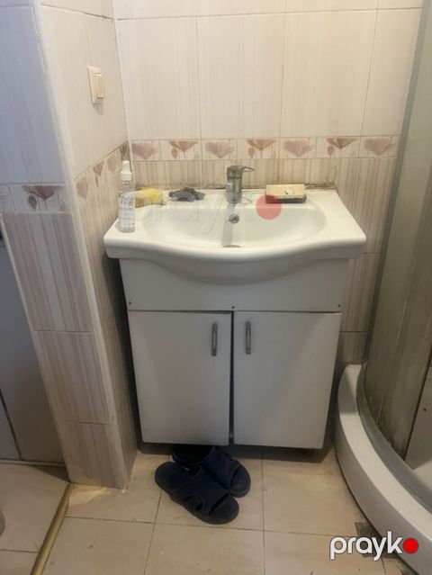 Vanna otağı üçün lavabo və şkaf dəsti - Material: rəngli MDF/laminat — Masazır