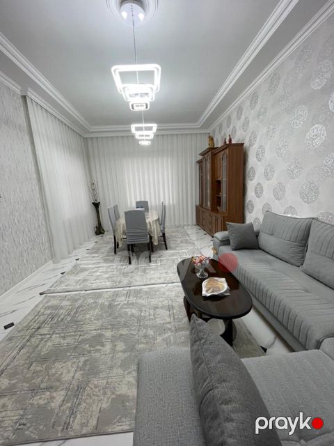 Satılır 4 otaqlı həyət evi/bağ evi 130 m² — Bakı