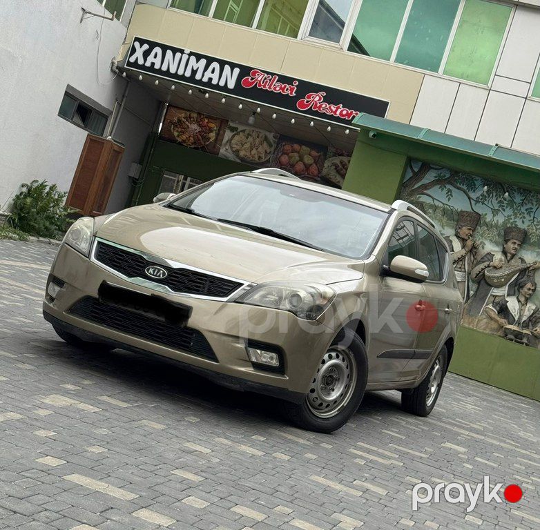 Kia Ceed SW, 1.6 L, 2010 il, 305 000 km — Avtomobillər, Bakı (3)