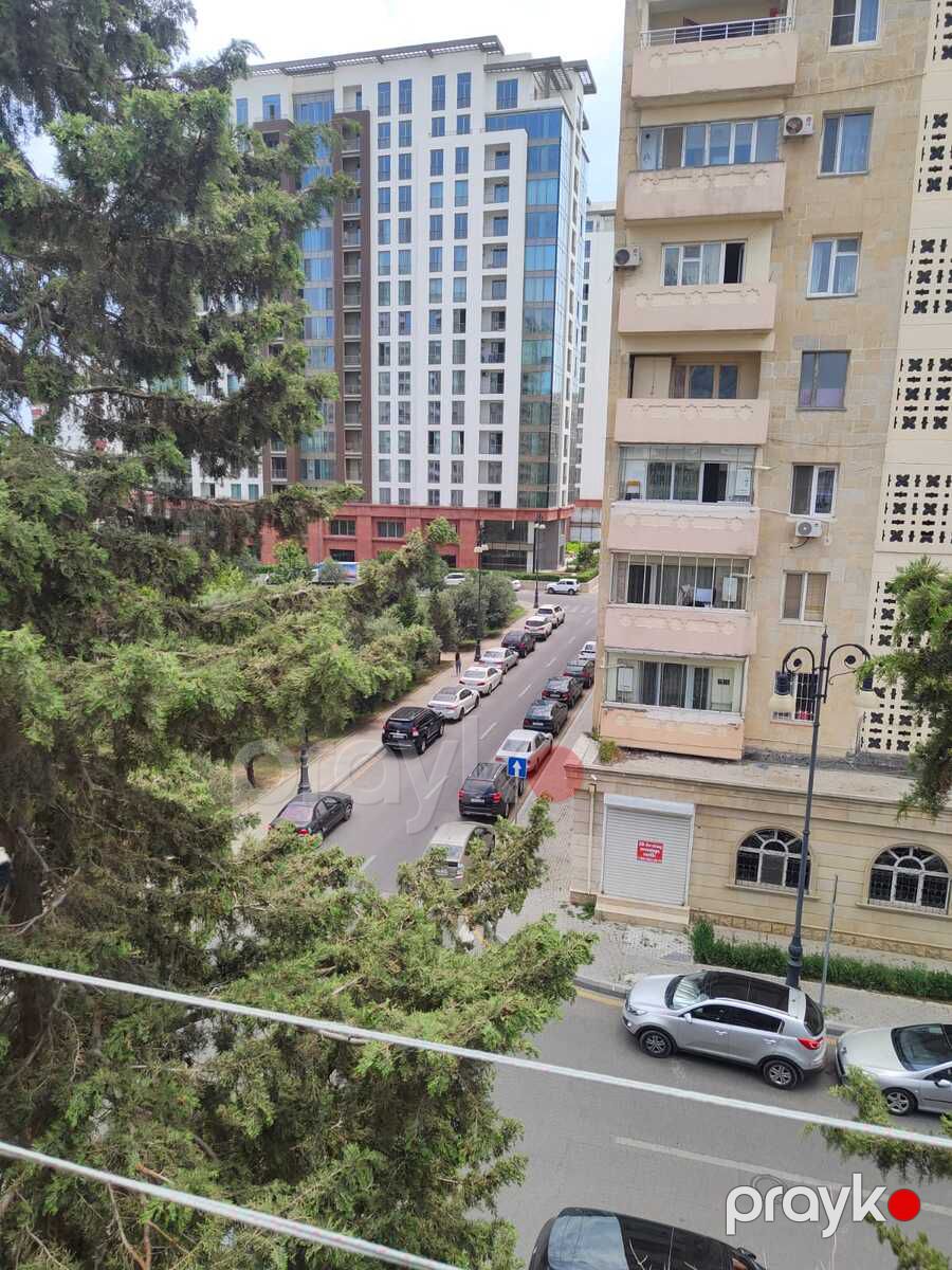 Satılır 2 otaqlı köhnə tikili 50 m² — Mənzil, Bakı (2)