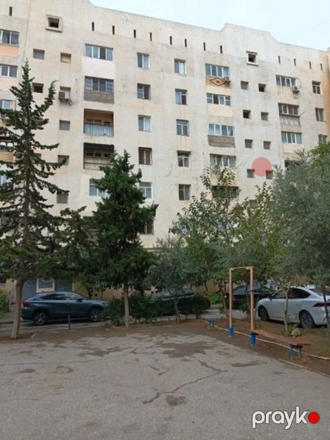 Satılır 2 otaqlı köhnə tikili 65 m² — Bakı