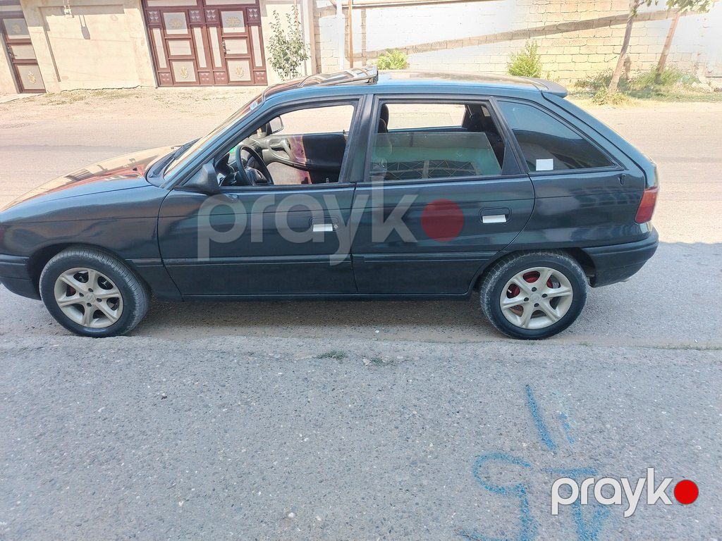 Opel Astra, 1.8 L, 1991 il, 250 000 km — Avtomobillər, Xaçmaz (2)