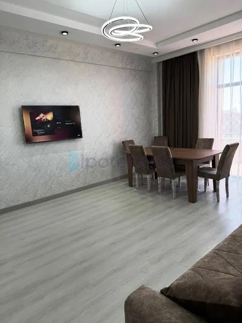 Satılır: 3 Otaq, Yeni tikili, Nizami r., 8-ci km q., 116.00 m² — Bakı