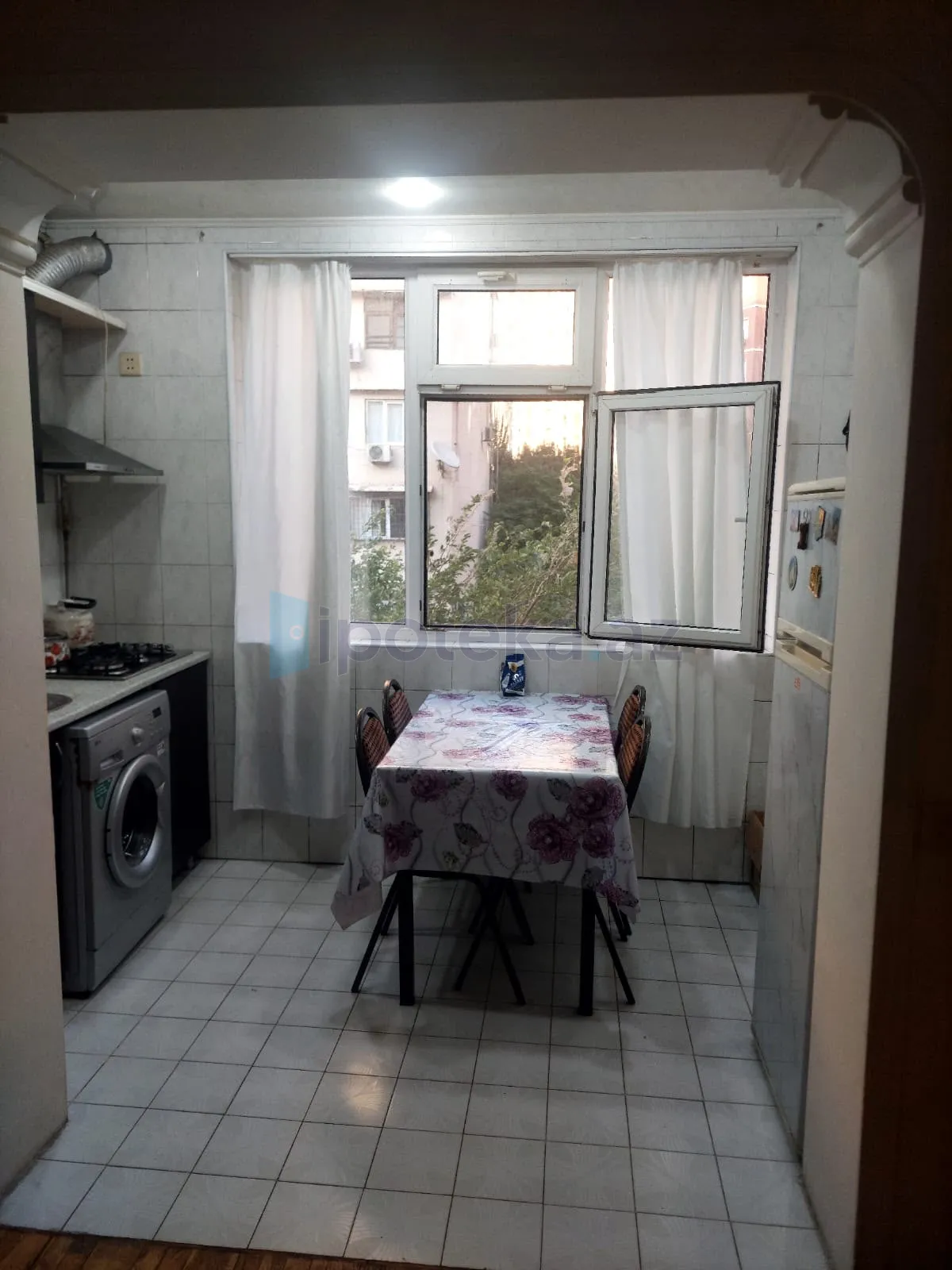 Satılır: 3 Otaq, Köhnə tikili, Nərimanov r., 90.00 m² — Mənzil, Bakı (8)