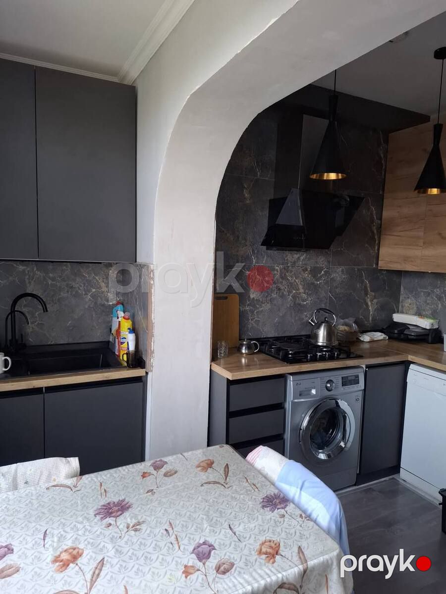 Satılır 2 otaqlı köhnə tikili 65 m² — Mənzil, Bakı (4)