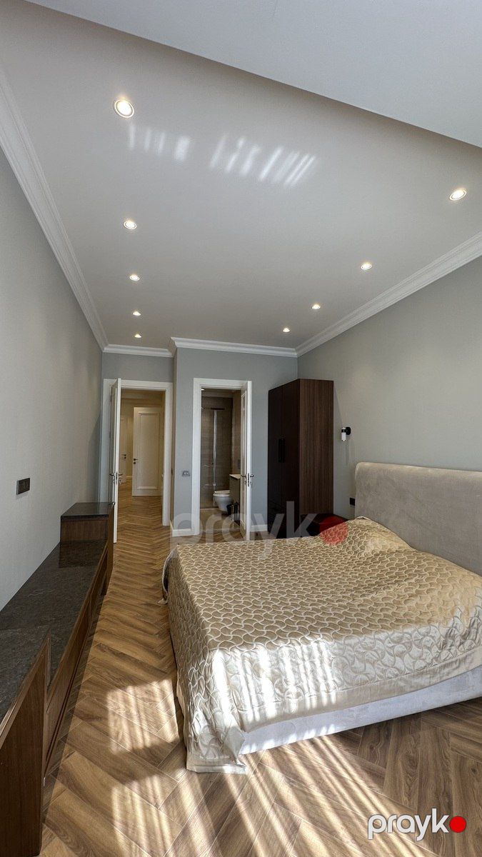 Satılır 4 otaqlı yeni tikili 242 m² — Mənzil, Bakı (10)