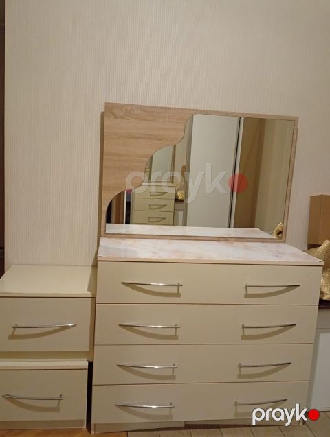 Krem rəngli komod və güzgülü üst panel dəsti - Material — Digah